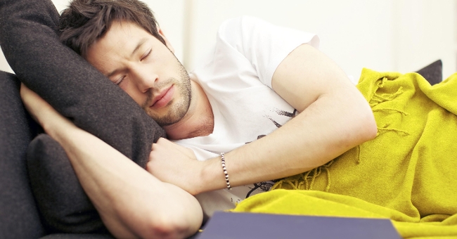 Nguy Hiểm Từ Thói Quen Ngủ Trưa Quá Nhiều