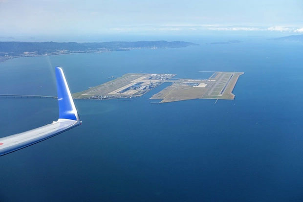 Sân bay Kansai là sân bay ngoài khơi đầu tiên trên thế giới