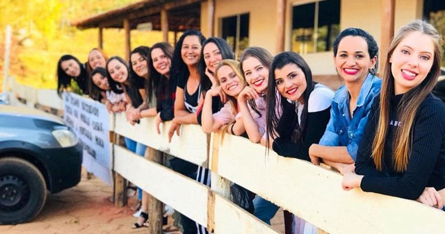 Khám Phá Thị Trấn Độc Đáo Toàn Phụ Nữ Tại Brazil